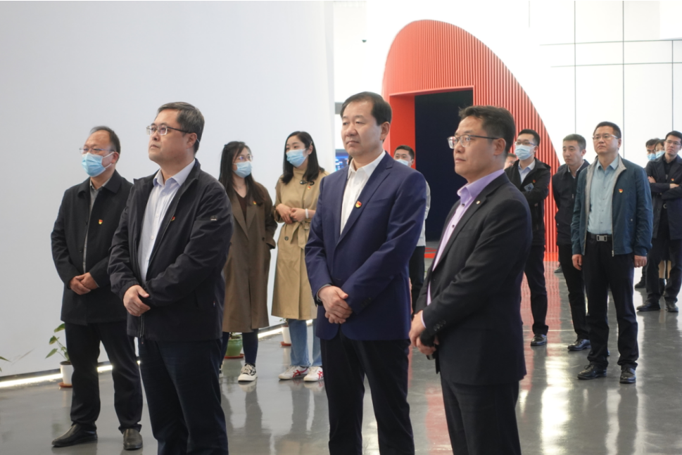 淄博市政府办公室赴齐鲁储能谷开展主题党日活动
